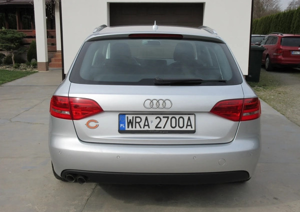 Audi A4 cena 30900 przebieg: 299000, rok produkcji 2010 z Bobowa małe 254